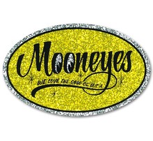 MOONEYES Oval Sticker [ DM168YE ]